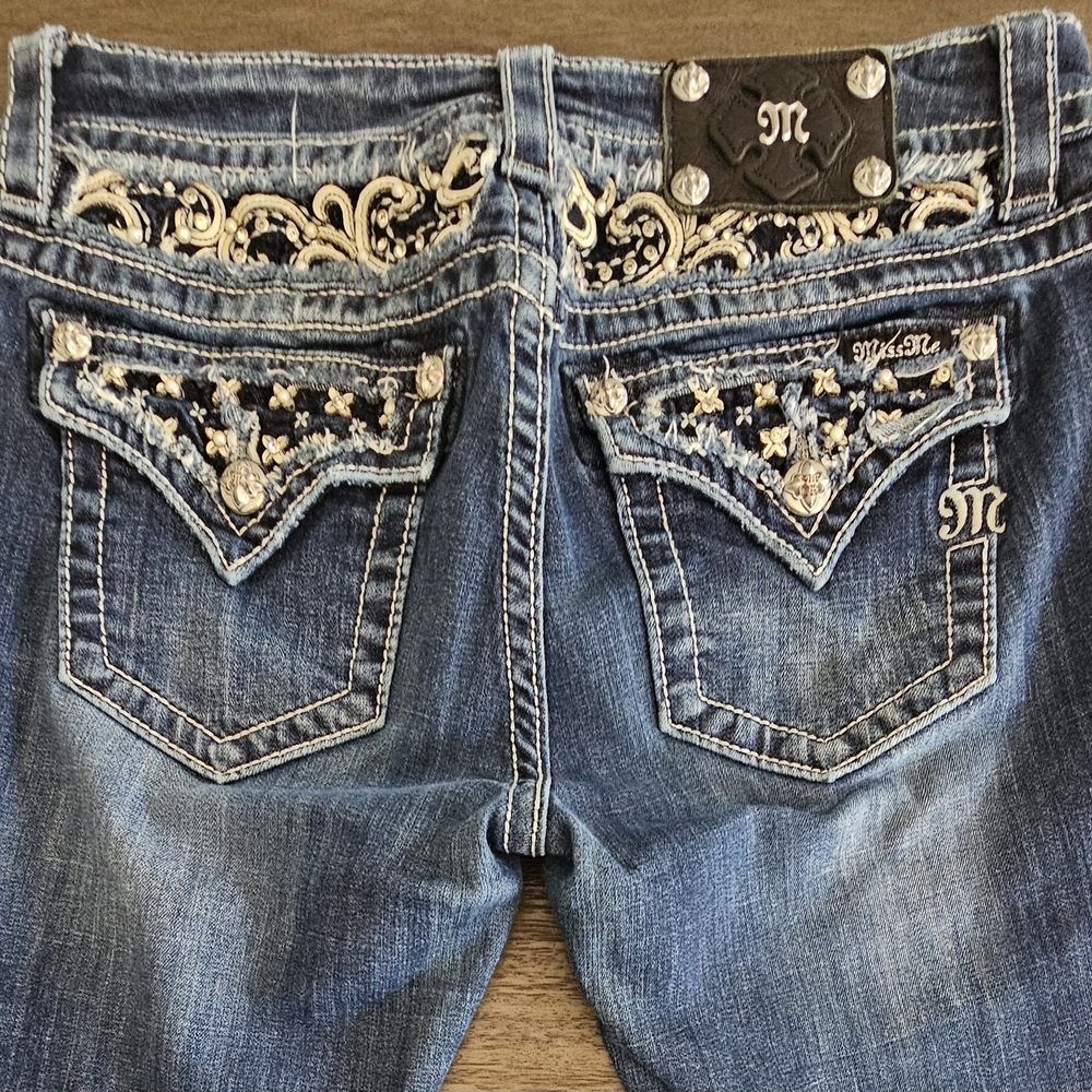Miss Me Women's Blue Boot Cut Jeans with Embroidered Pockets